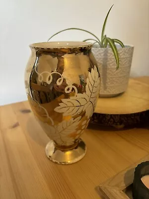Buy Vintage Old Court Ware Vase • 0.99£