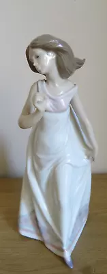 Buy Lladro Collectors Society Figurine - 1995 - 7636 -  AFTERNOON PROMENADE • 5£
