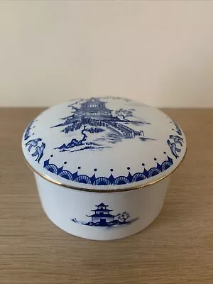 Buy Vintage Royal Winton Trinket Pot With Lid. White/Blue Willow Pattern 10cm • 7£