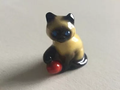 Buy China Cat Ornament (~3cm Tall). NEW PERFECT • 4£