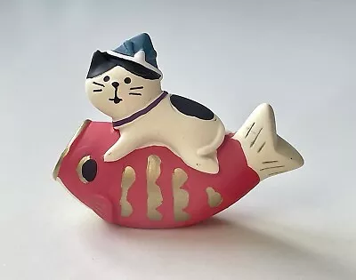 Buy Japanese Style Resin Brave Cat Riding On A Leaping Red Carp Ornament 騎鯉魚貓 • 12.90£