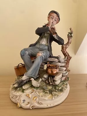 Buy Limited Edition Capodimonte Whistling Tramp On Bench • 25£