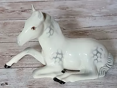 Buy Beswick Dapple Grey Foal Laying Down Beautiful Rare Vintage Gloss Model No.915 • 39.99£