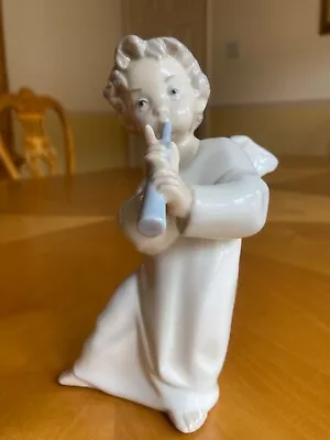 Buy Lladro   Angel With Flute  Cherub/Angel Playing Horn Flute Figurine • 12£