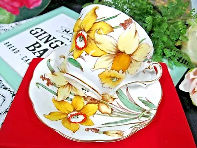 Buy ROYAL STANDARD Tea Cup And Saucer GOLDEN GLEAM Teacup Painted Floral England  • 23.25£