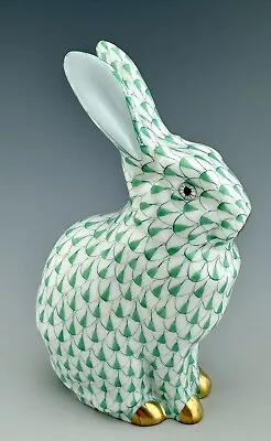 Buy 🦋 MINT HEREND Bunny Rabbit Green Fishnet Figurine • 250.69£