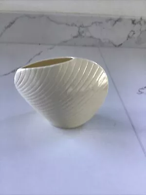 Buy Beleek Vase 4inches High • 5£