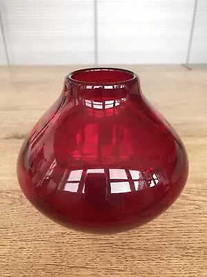 Buy Whitefriars - Optical Ribbed Glass Vase. Ruby Red • 45£