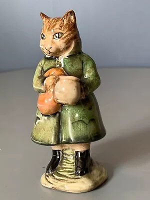 Buy Beswick. Beatrix Potter Simpkin. F. Warne & Co Ltd 1975 • 65£