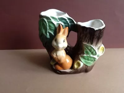 Buy **vintage Hornsea Pottery England Rabbit On Tree Trunk Ornament Figurine No 25** • 4.49£
