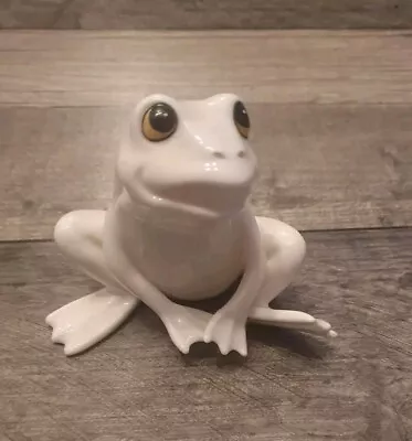 Buy Royal Osborne  White Frog Figurine • 12.99£