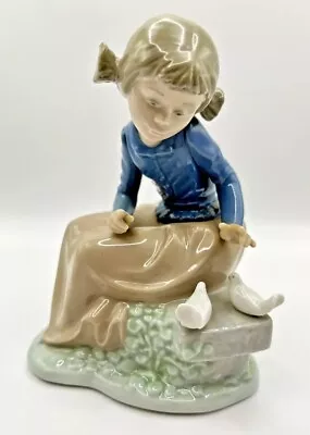 Buy NAO By Lladro Figurine 1988 Ever So Gently Seated Girl With Doves Daisa • 15£