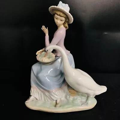 Buy Lladro Girl W Goose Trying To Eat #5034 Retired Porcelain Figurine 1979 24cm -CP • 19.99£