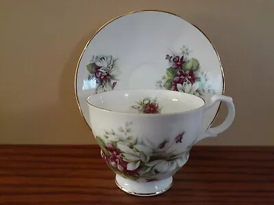 Buy Vintage Queen's Rosina China Co Made In England Fine Bone China Tea Cup & Saucer • 9.32£