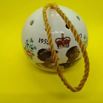 Buy Queen Elizabeth II Silver Jubilee 1977 Ball Pomander White Pottery • 8.99£