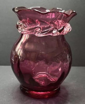 Buy Hand Blown Victorian Cranberry Glass Vase • 5.99£