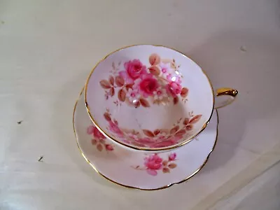 Buy Royal Sutherland Teacup And Saucer Rose Pattern • 23.30£