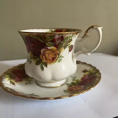 Buy Royal Albert Old Country Roses Tea Cup & Saucer Backstamp 1962-1974 • 2.99£