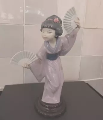 Buy Lladro Figurine Japanese Geisha Madame Butterfly 4991 • 50£