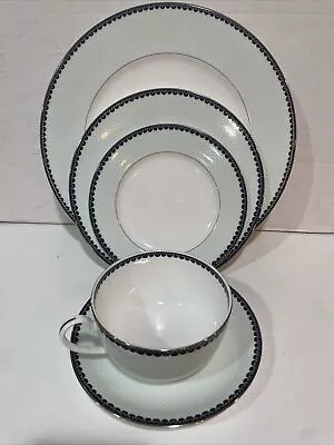 Buy Rare New Thomas O'Brien REED & BARTON Marielle Platinum 5 Pc Setting Bone China • 176.13£