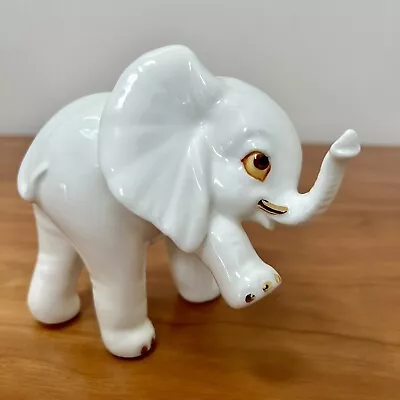 Buy Royal Osborne – Bone China Elephant Standing On Three Legs TMR-3772 – Excellent  • 7£