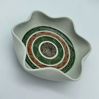 Buy Vintage Dragon Pottery Frilled Edge 5  Dishes - Rhayader • 6.95£