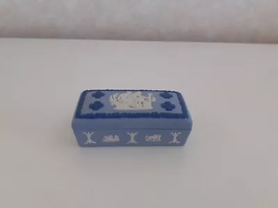 Buy Wedgwood Small Jasperware Blue And White Tri Colour Trinket Box • 25£