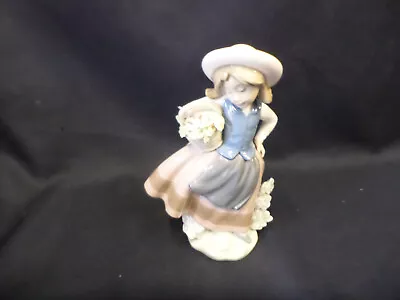 Buy Lladro  No 5221 Sweet Scent. Girl With Basket Of Flowers Gloss Figurine. 16.5cm • 8.95£
