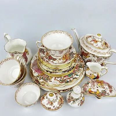 Buy Set Of 26 Royal Crown Derby Olde Avesbury England Bone China Plates Mugs Tea • 1,351.30£