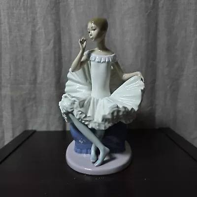 Buy Lladro NAO  A Dream Come True  - Sitting Ballerina In Blue Chair - Retired • 125.81£