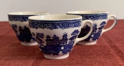 Buy 3 Willow Pattern Tea Cups • 3£