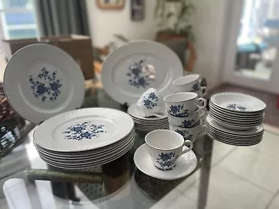 Buy Service For 8 Serving  41pc  Royal Blue Wedgewood England Ironstone Tunstall EXC • 153.77£