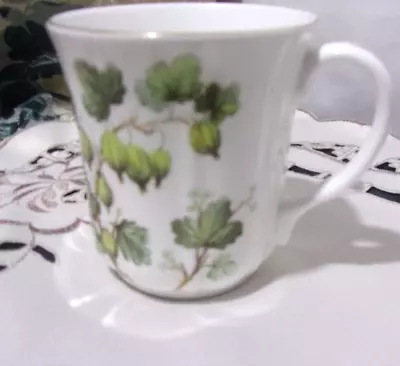 Buy Duchess Bone China Green Floral- Gold Trim TEA/Coffee MUG - Made In England • 9.32£