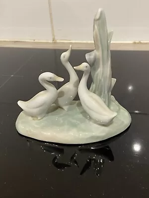Buy Lladro Nao Figurine Of Three Geese • 8£