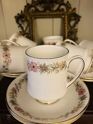 Buy Paragon Belinda Tea/coffee Set • 18£