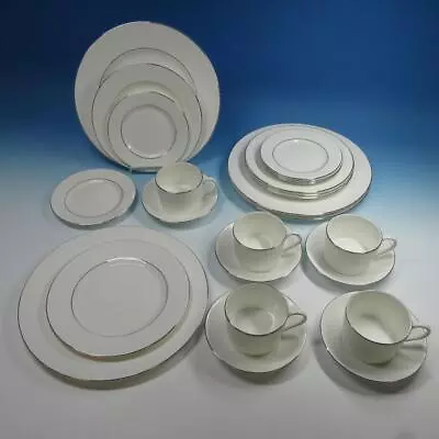 Buy Wedgwood Vera Wang Blanc Sur Blanc - 5 Place Settings - Plates/Cup/Saucer 25 Pcs • 93.19£