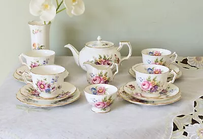 Buy English Aynsley Howard's Spray Floral Pattern Tea Set For 4 Person ( 15 Pieces ) • 295£
