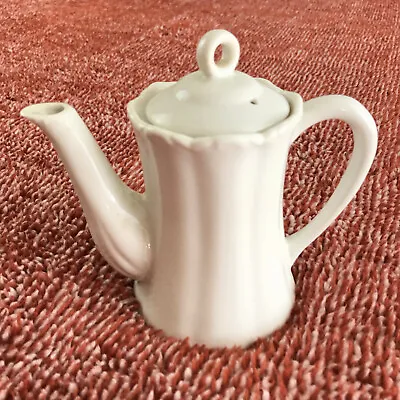 Buy White Scalloped Teapot Vintage Maryland China Dainty Made In Japan 5-6in Lidded • 18.06£