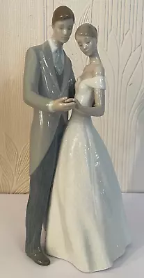 Buy Lladro 8107 TOGETHER FOREVER Gloss Figurine 21cm Boxed PERFECT WEDDING GIFT IDEA • 149.99£