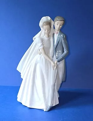 Buy Vintage Nao By Lladro Bride & Groom Unforgettable Dance Figurine Great Condition • 10.50£