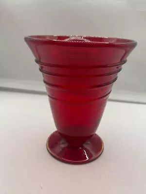 Buy Whitefriars Red Trailed Glass Vase • 19.99£