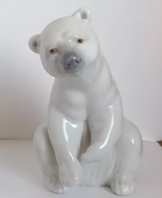 Buy Much Loved Vintage Lladro Polar Bear Looking For A New Home Approx 12.5 Cm Tall • 15£