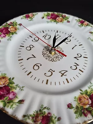 Buy Vintage Royal Albert Bone China 'Old Country Roses' Wall Clock. Working • 33.33£