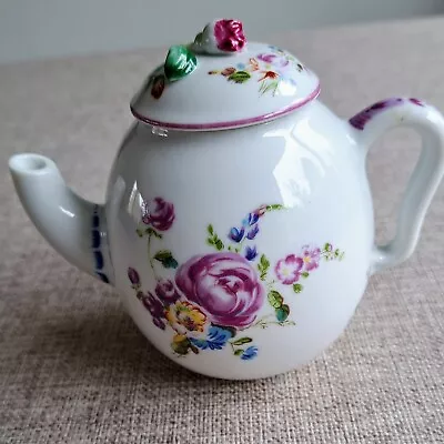 Buy Franklin Mint Victoria & Albert Museum  Mennecy   Miniature Teapot Porcelain • 11.99£