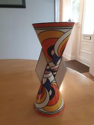 Buy Clarice Cliff Yoyo Vase • 300£