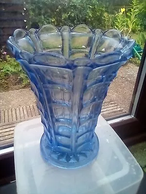 Buy Beautiful Vintage Art Deco Blue Glass Vase • 15£