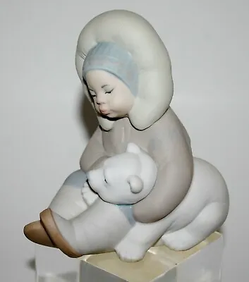 Buy LLADRO  Porcelain Eskimo Boy With Polar Bear Cub  # 1195  Matte Finish. Retired. • 20.54£