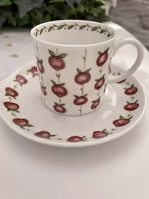 Buy Susie Cooper - Apple Gay - Coffee/Espresso Cup & Saucer • 15£
