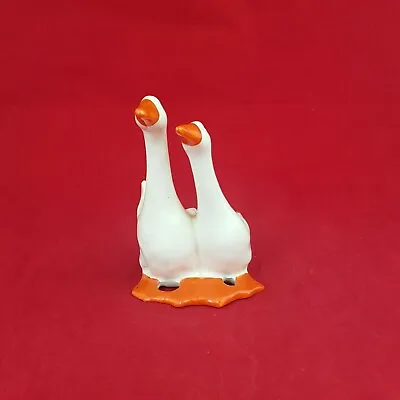 Buy Beswick Bird Figurine 820 - Geese Pair - 5929 BSK • 25£