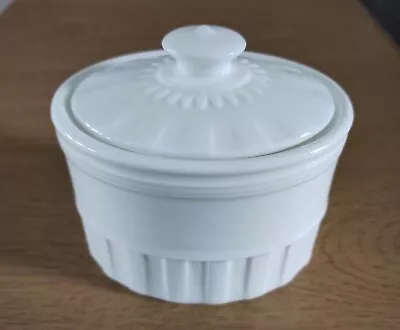 Buy Wedgewood Colosseum Sugar Bowl With Lid • 15£
